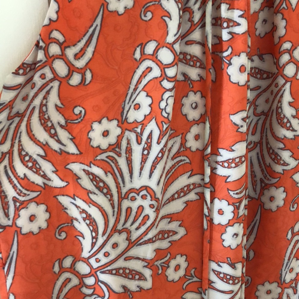 Sleeveless Loft dress - Picture 2 of 3